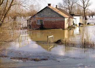 Help Flooded Farmers in the Midwest